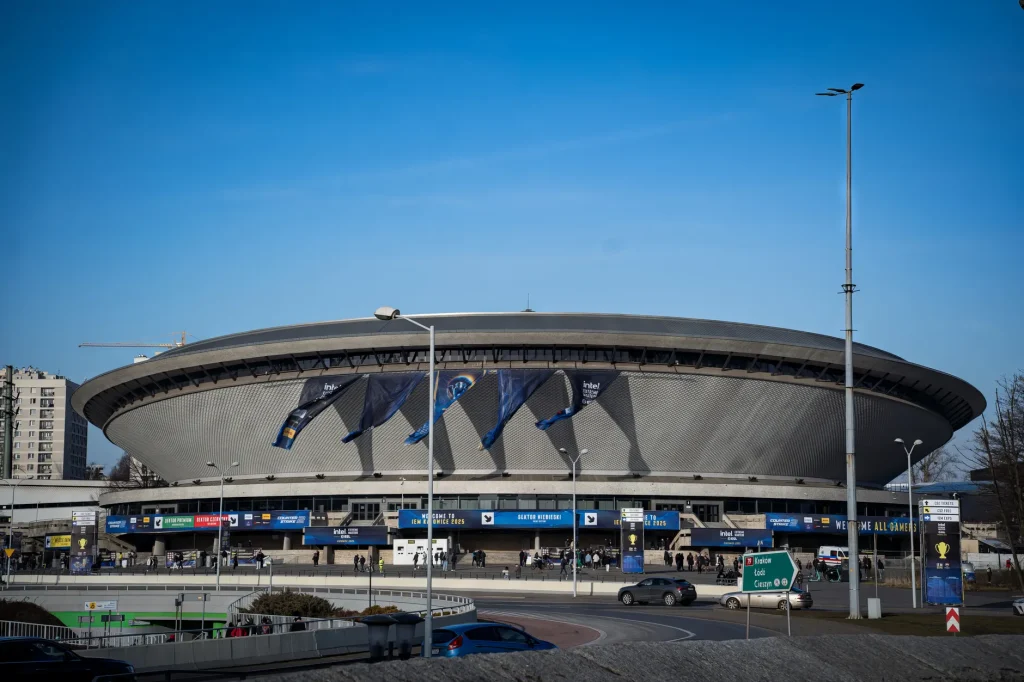 Polacy na IEM Cologne 2026: tabela występów, składy, mapy i co zmienia każdy kolejny wynik